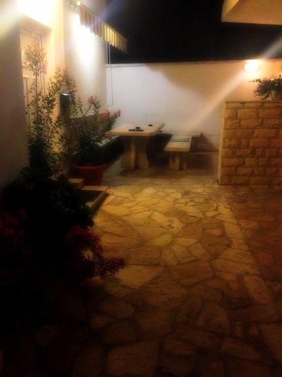 Apartments Mandic Tucepi Ngoại thất bức ảnh